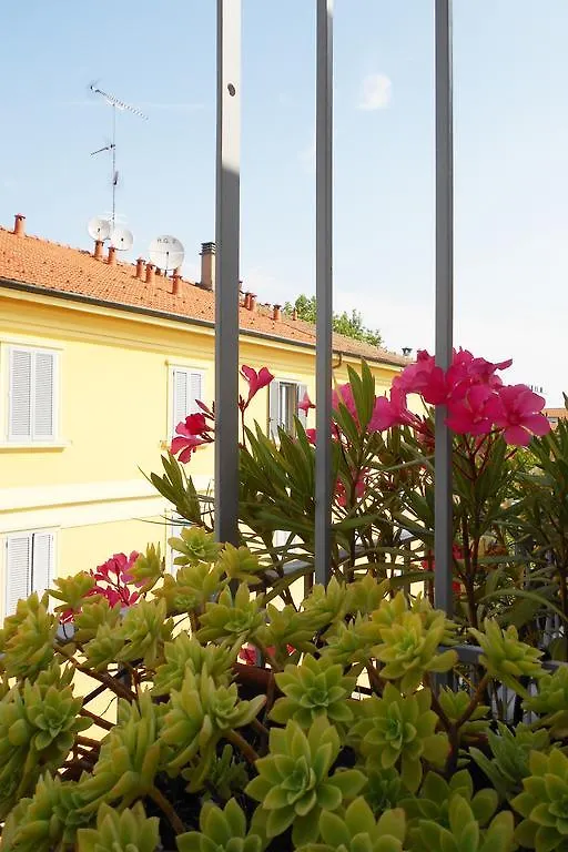 Apartments Milan - Shabby Chic